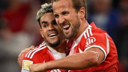 开云体育-孔帕尼一雪前耻！凯恩双响超越传奇前锋，拜仁2-0晋级欧冠16强