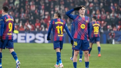 kaiyun-4:2！莱万另类双响，巴萨2记世界波，拒绝爆冷逆转跻进欧冠前八