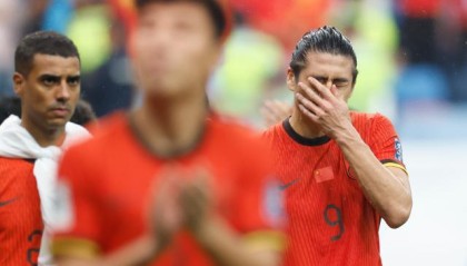 开云体育-国足FIFA最新排名跌至90名开外 8年半来历史最差！