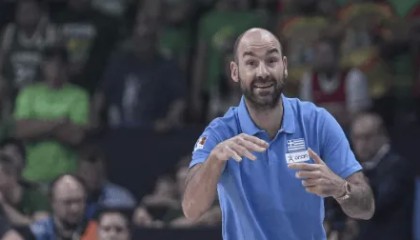 开云官网-希腊主帅：球员们在成千上万的立陶宛球迷面前，表现很出色