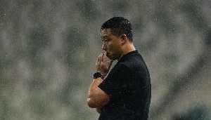 津媒：若新鹏城队无法迅速走出泥潭，不排除陈涛临危救火的可能